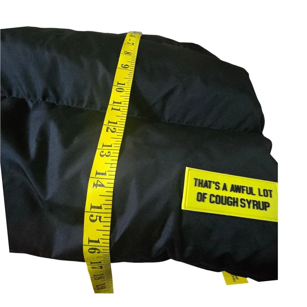 Thats A Awful Lot Of Cough Syrup Puffer‎ Messenger Bag Black Desto Dubb